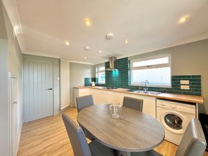 Photo 10- click for photo gallery